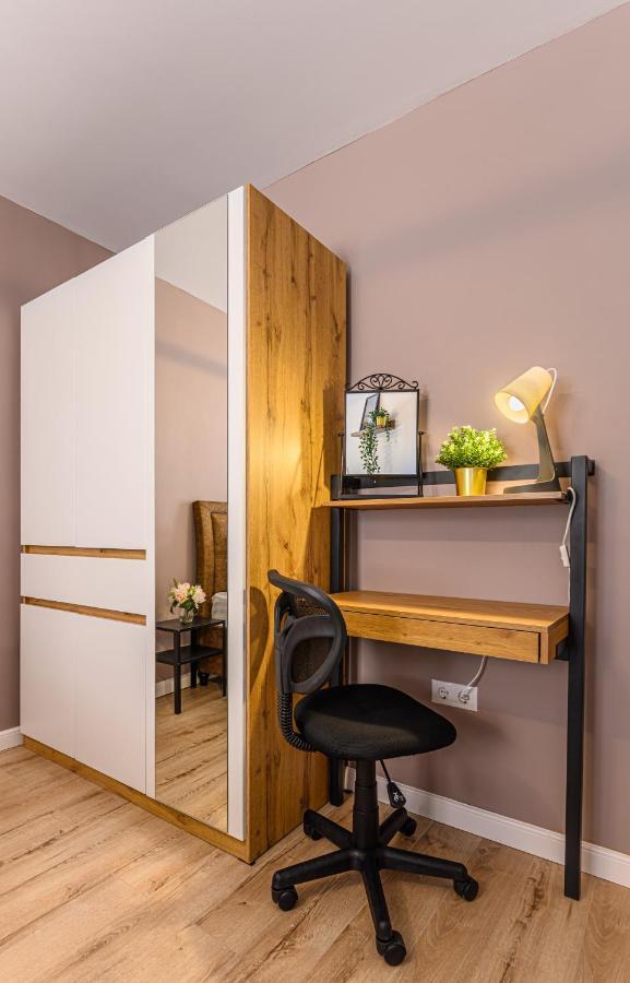 Schei Gate Apartment Brassó Kültér fotó