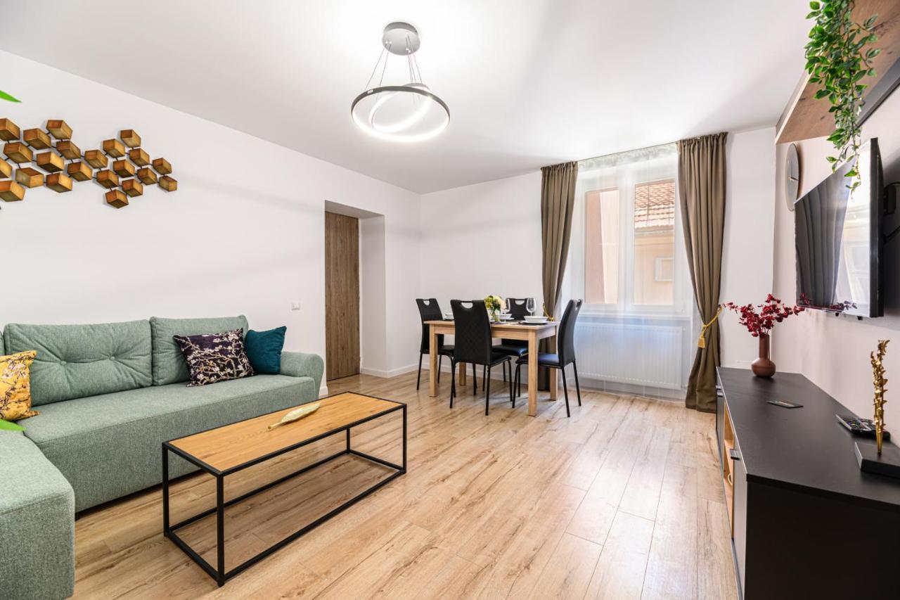 Schei Gate Apartment Brassó Kültér fotó